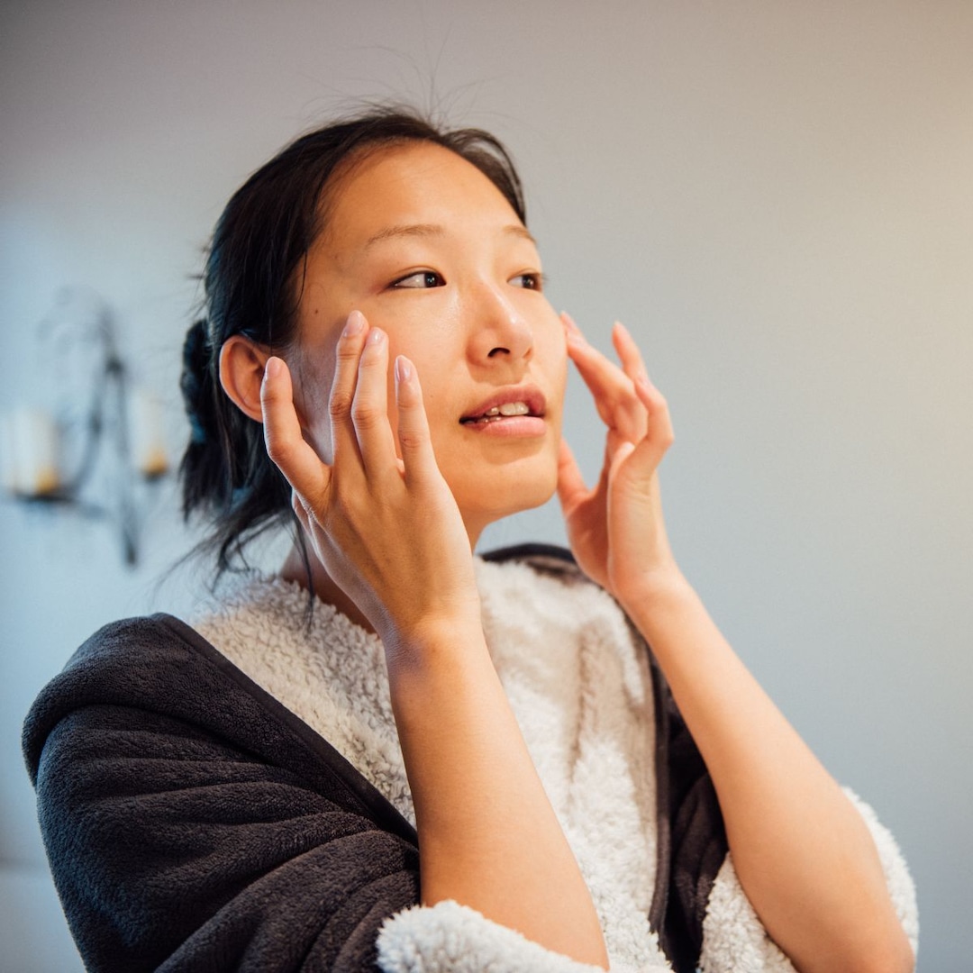 Stop Scrolling. This Elemis Deal Is Too Good to Pass Up Stop Scrolling. This Elemis Deal Is Too Good to Pass Up